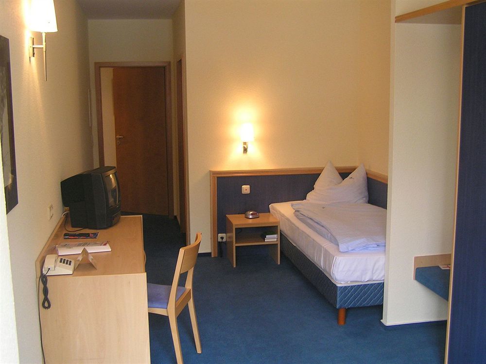Hotel Haus Chorin Exterior foto